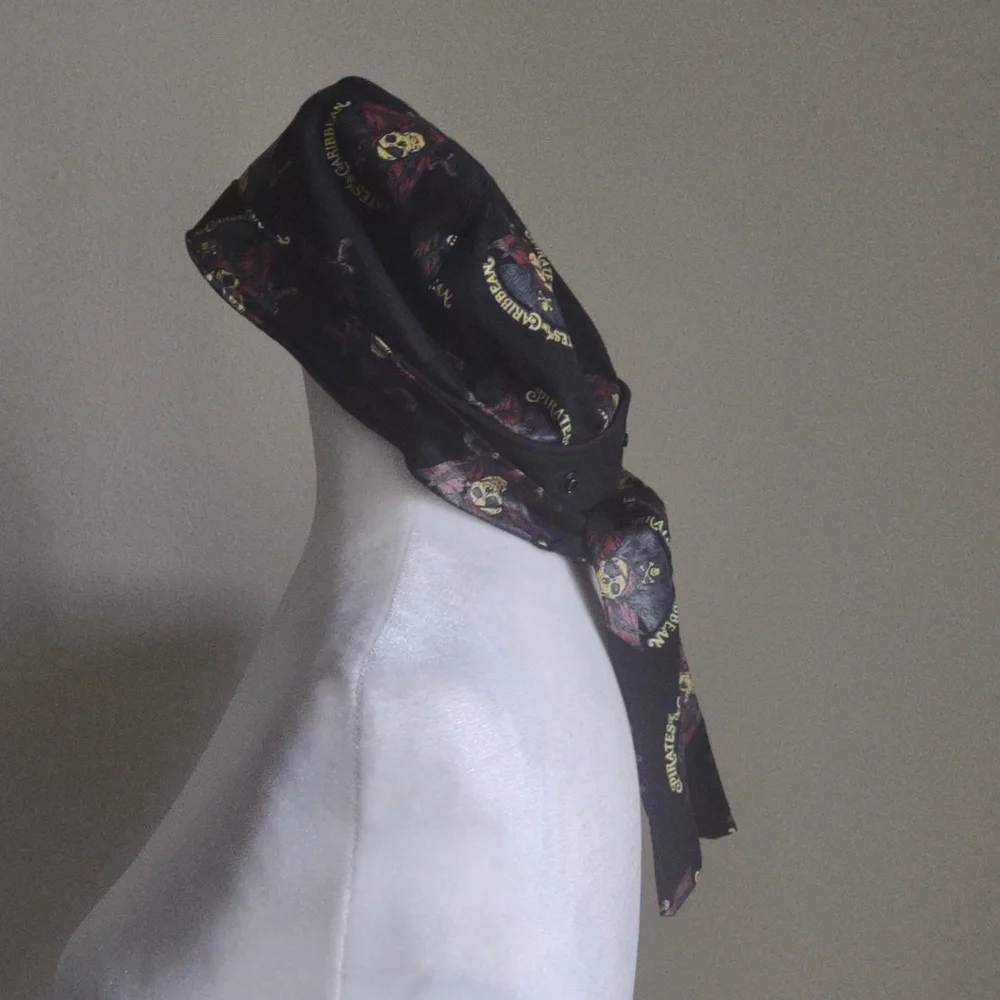 Walt Disney World Pirates of the Caribbean skull cap. Youth size